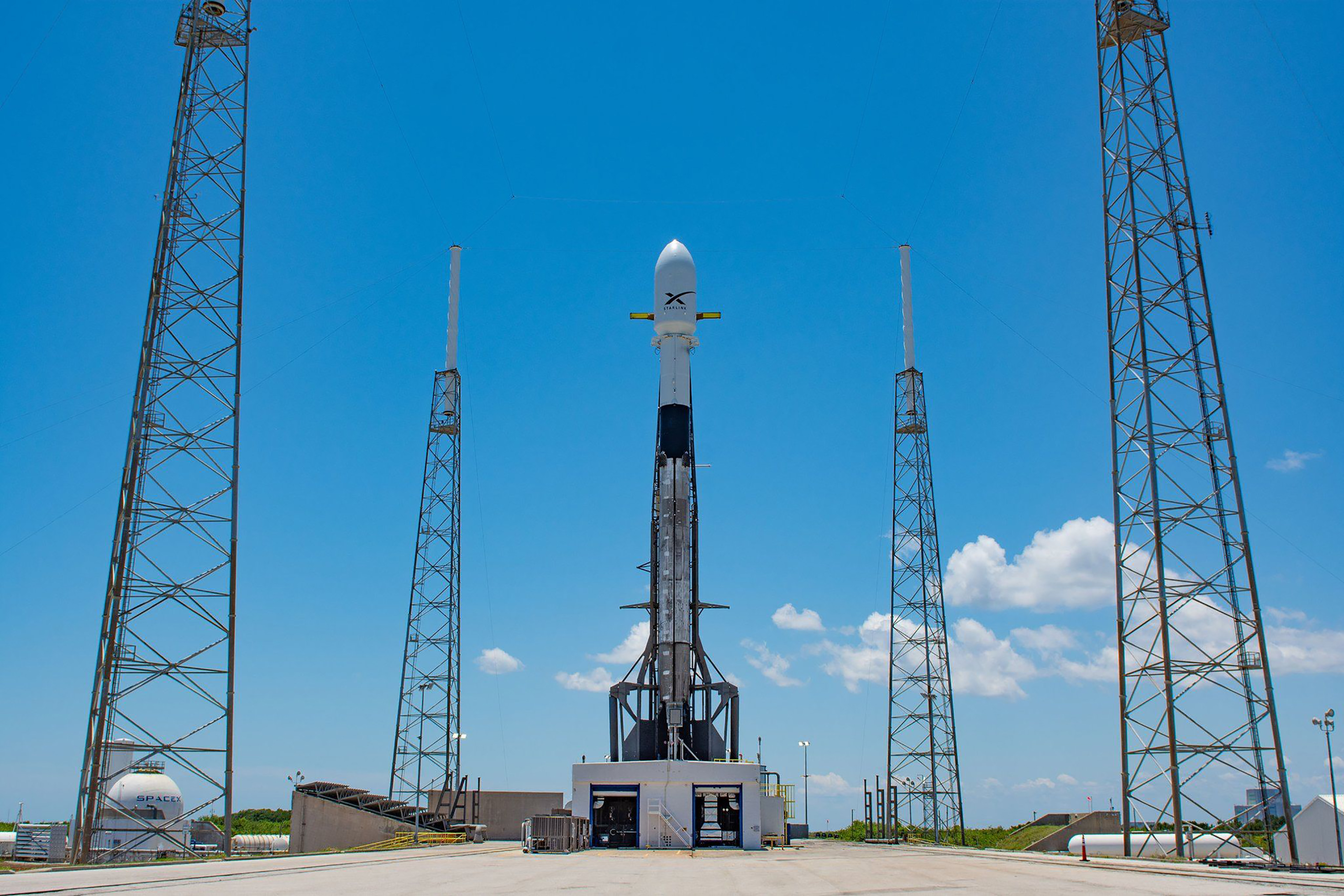 Cápsula SpaceX retorna a la Tierra