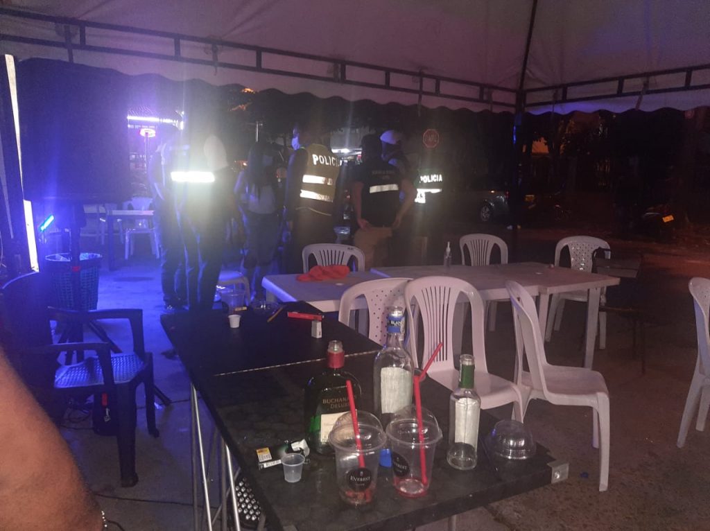 Desactivan fiesta de un 'influencer' con 100 personas en El Caney