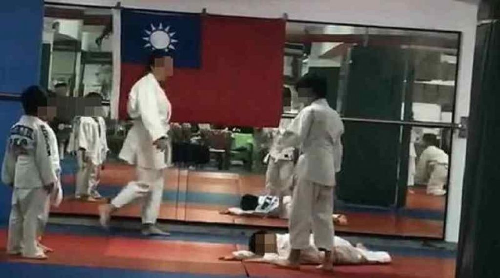 Muere niño que quedó en coma tras brutal clase de judo en Taiwán
