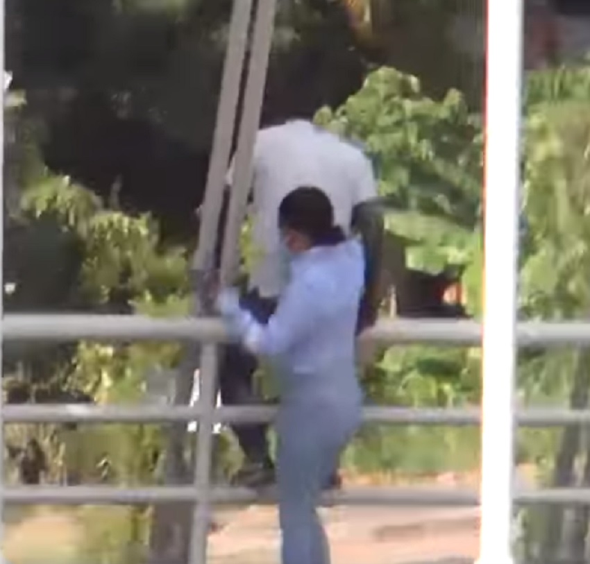 En video: Periodista evitó un intento de suicidio mientras grababa un informe
