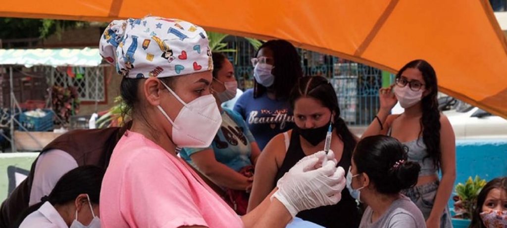 Santiago de Cali recibirá más vacunas para continuar inmunizando a la población contra el virus de la pandemia.