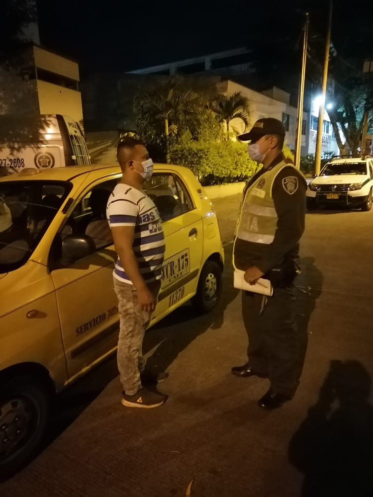 Taxi robado en el Oriente fue recuperado en Granada