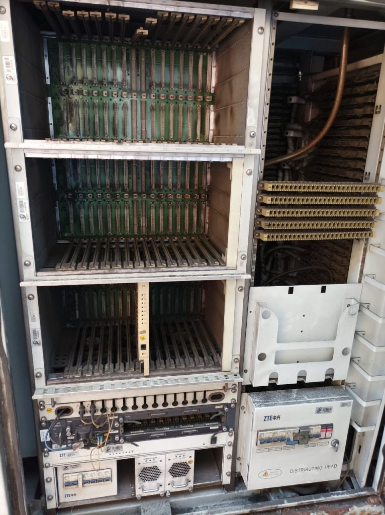 A machetazos vandalizaron la fibra óptica de Emcali en El Refugio