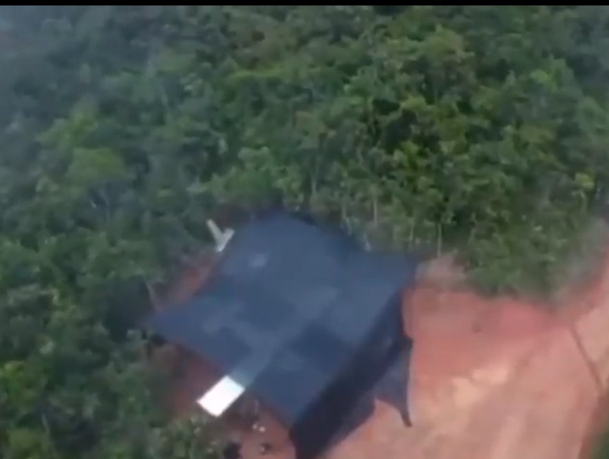 Interceptan avioneta del 'Clan del Golfo' cargada de cocaína en Restrepo