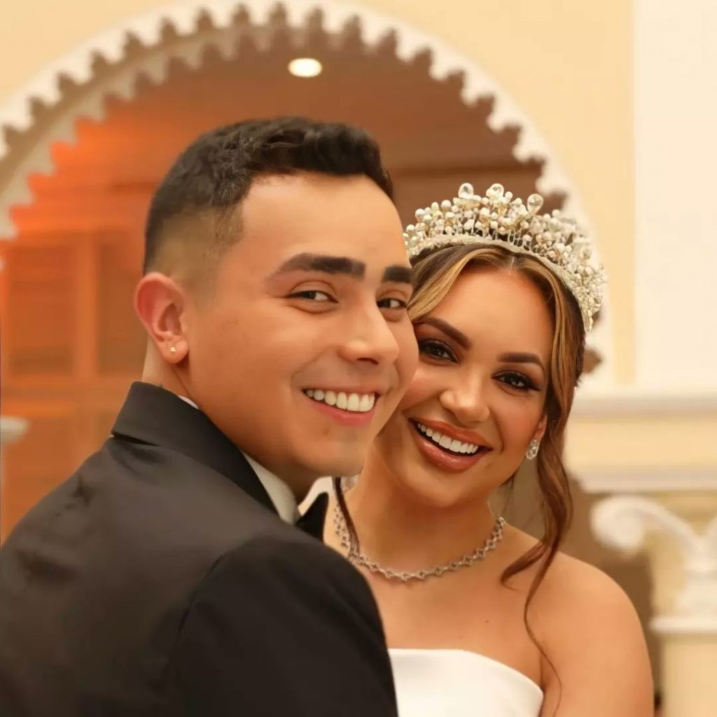 Lowe León cantó despechado y con tragos mientras Valdiri se casaba