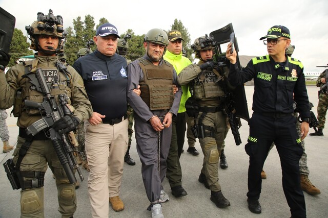 Paro armado del 'Clan del Golfo' es comparado con crímenes de 'Los Zetas' en México