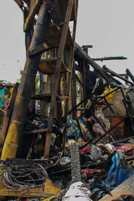 Incendio en el jarillón dejó 14 familias sin hogar
