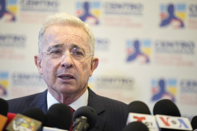 Astrólogo Daniel Daza anunció en Q'hubo dura predicción para Uribe