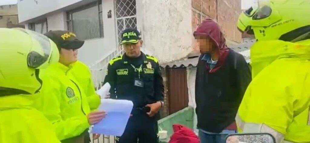 Capturan a hombre que fue grabado agrediendo a un policía en Chía