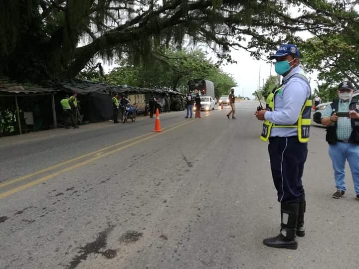 En Jamundí: Garita en Puente Valencia se vino al piso y mató a un soldado, ¡otros 4 están heridos! | Noticias de Buenaventura, Colombia y el Mundo